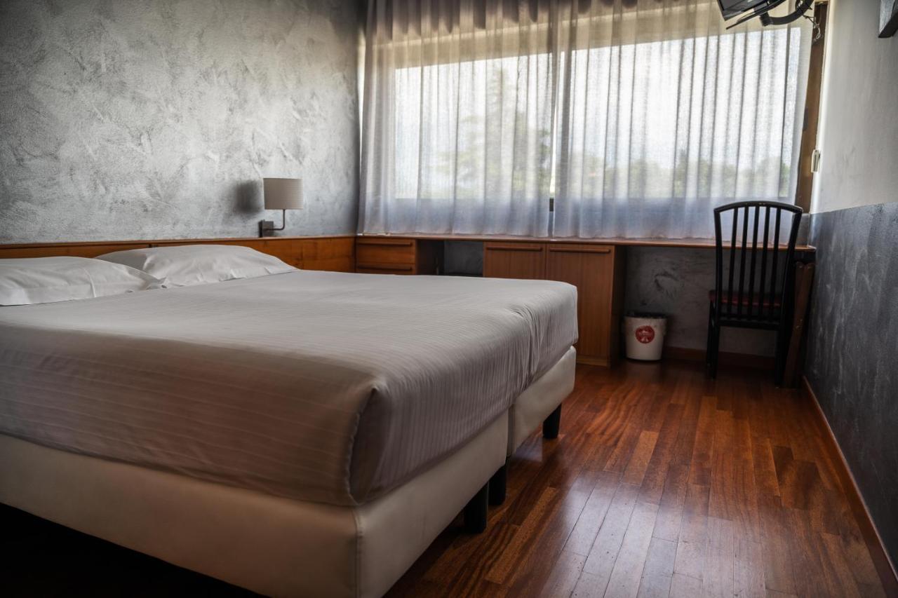 Hotel Valpolicella International Сан Пиетро ин Кариано Екстериор снимка