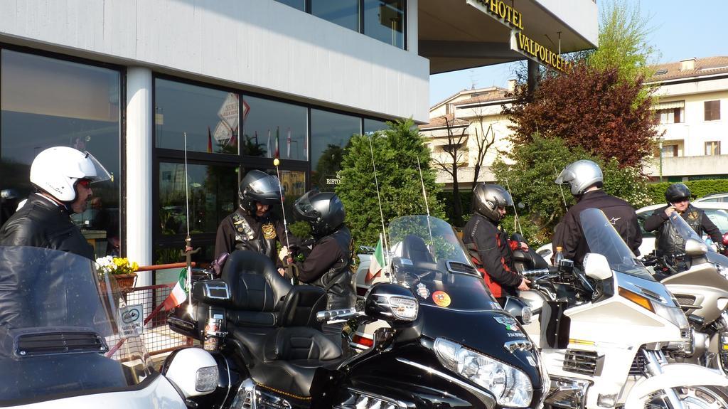 Hotel Valpolicella International Сан Пиетро ин Кариано Екстериор снимка