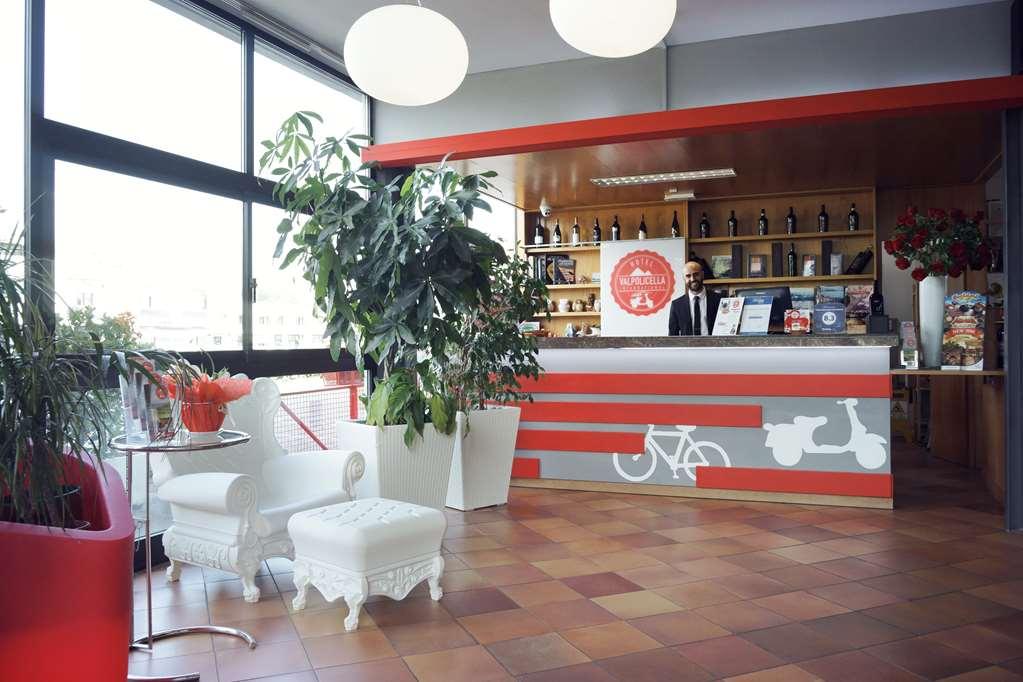 Hotel Valpolicella International Сан Пиетро ин Кариано Интериор снимка